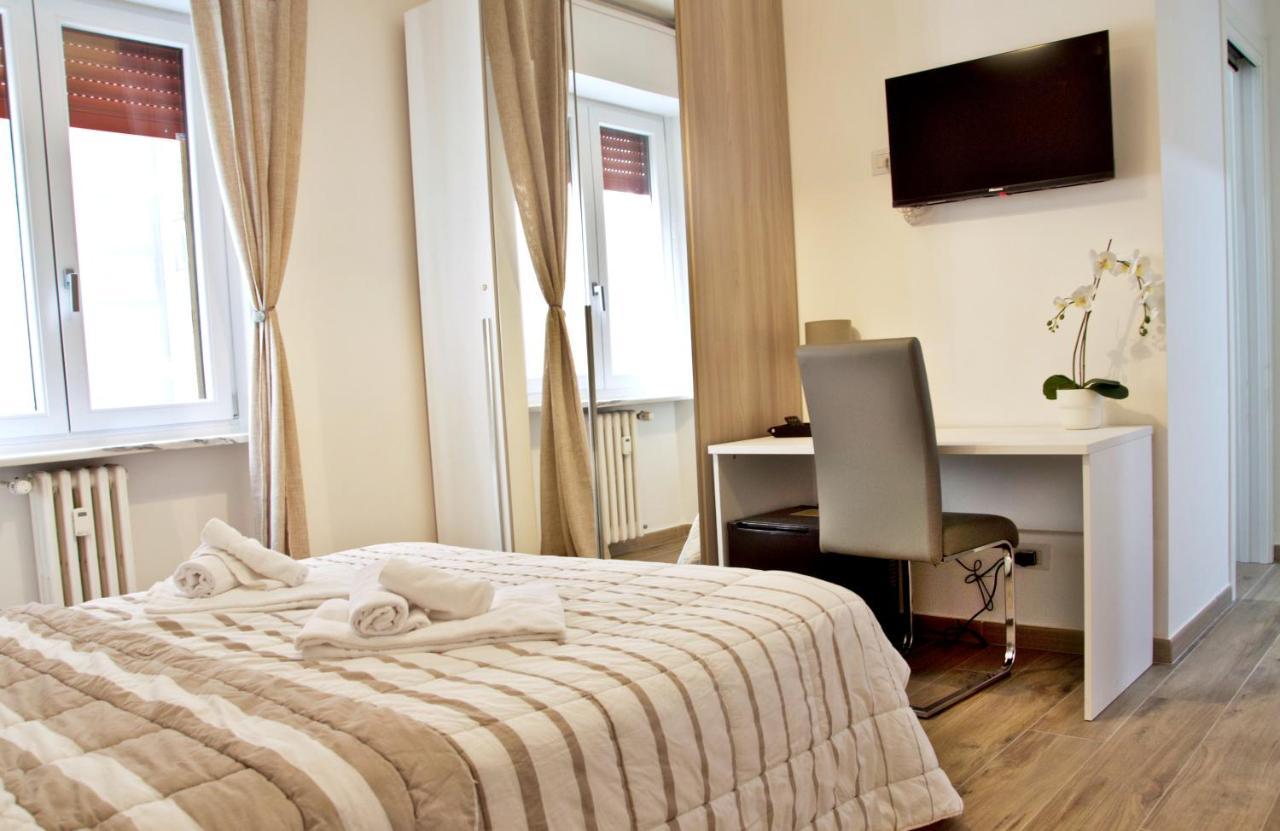 Minerva Rooms Pavia Eksteriør bilde